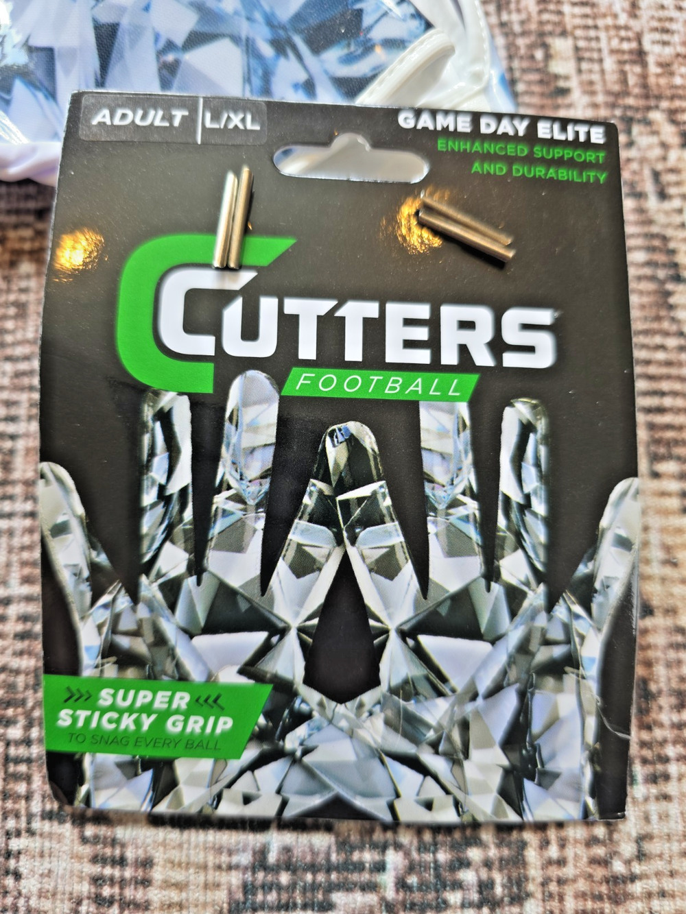 Cutters Game Day Elite Receiver Gloves Adult L/XL Diamond White Gray NWT Sticky